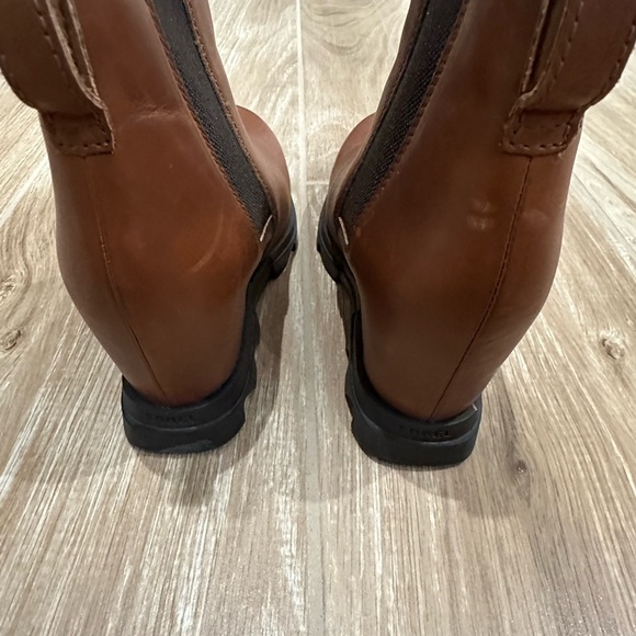 Sorel Women's Joan of Arctic Ankle Wedge III Chelsea boots in Brown Leather SZ 7 - Picture 5 of 7